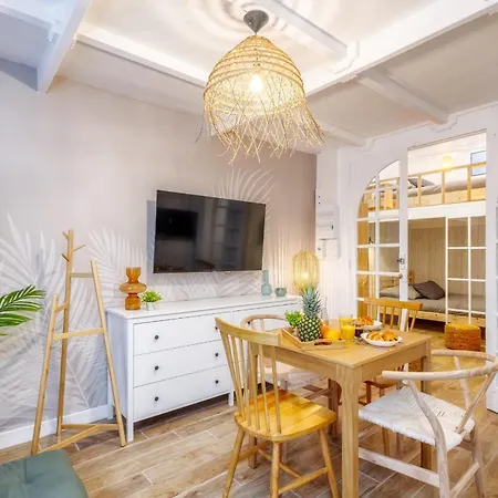 Joyful Tiny House Seaside Cabourg
