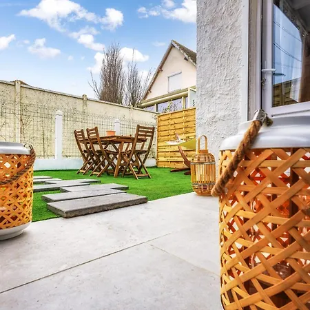 Joyful Tiny House Seaside Semesterbostad *